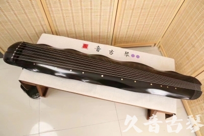 黔西南布依族苗族自治州●久音古琴  ●今日推荐  20240204[高级精品演奏级蕉叶式]