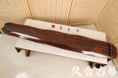 黔西南布依族苗族自治州●久音古琴  ●今日推荐 20240302 【收藏级断纹小蕉叶】